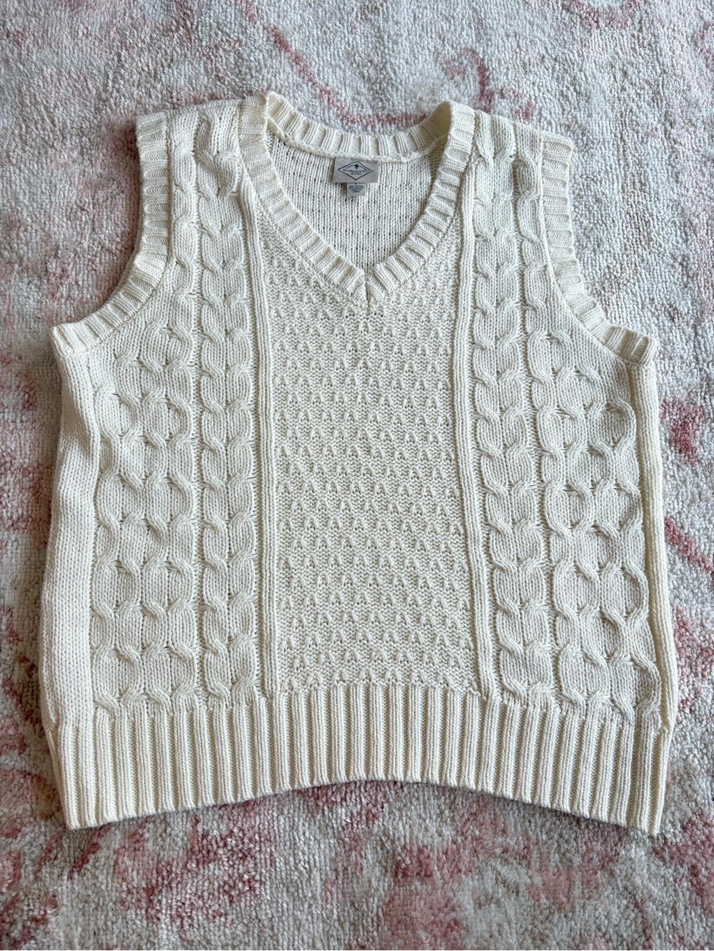 St. John’s Bay white knit v-neck sweater vest